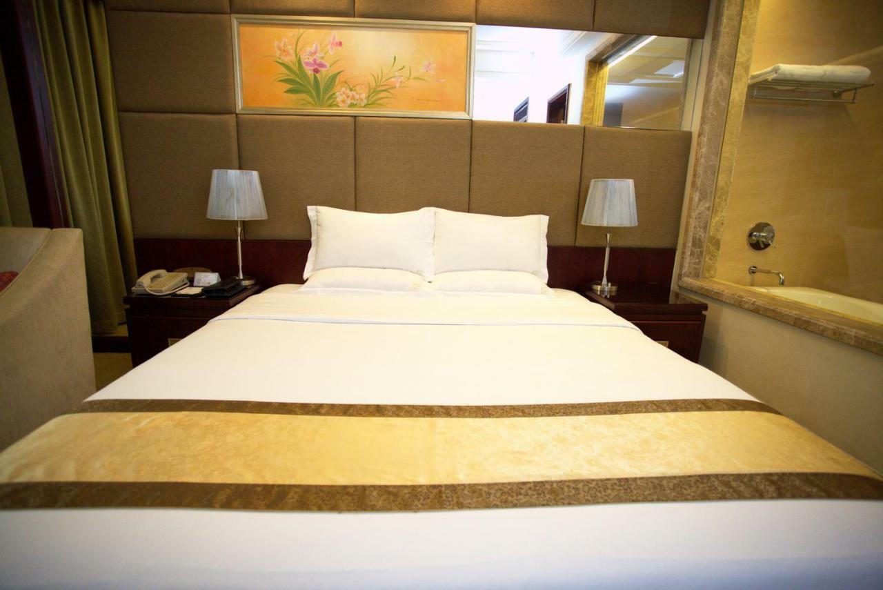 Harbour Metropolis Hotel Foshan Exterior foto