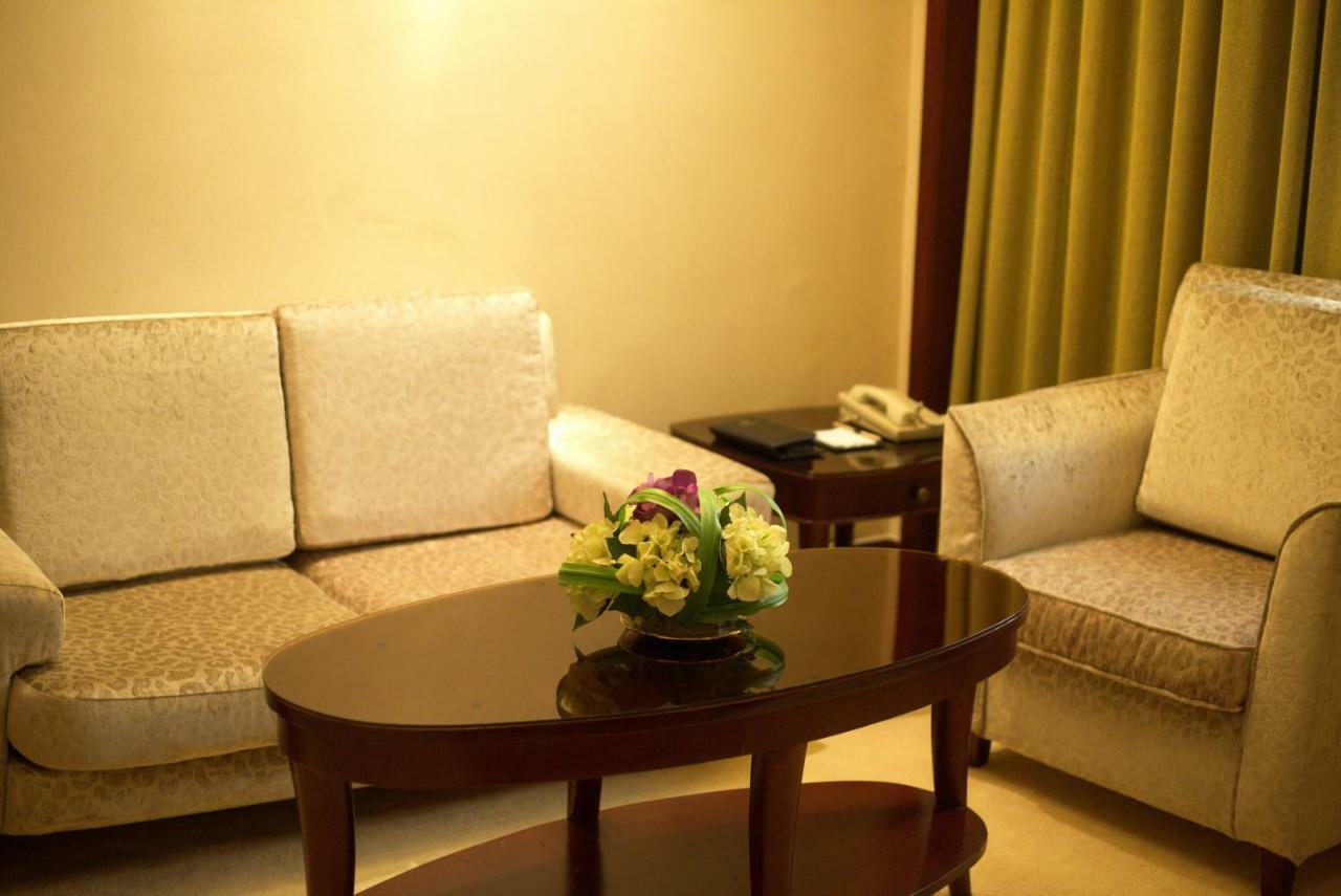 Harbour Metropolis Hotel Foshan Exterior foto